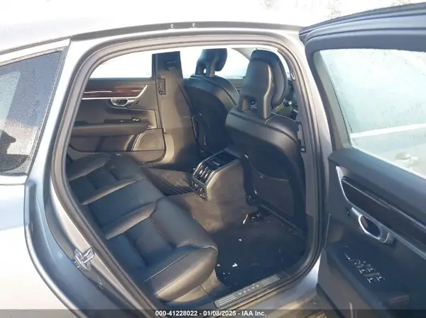 LVY982MK9JP021101 2018 VOLVO S90 - Image 8