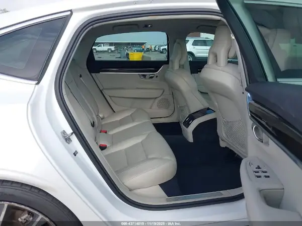 LVY982MK9JP032678 2018 VOLVO S90 - Image 8