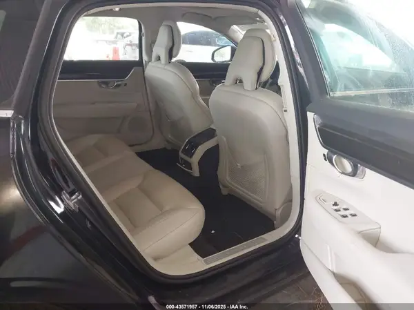 LVY982MKXJP016828 2018 VOLVO S90 - Image 8