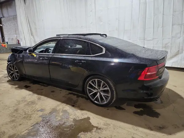 LVY982MKXJP039509 2018 VOLVO S90 - Image 2
