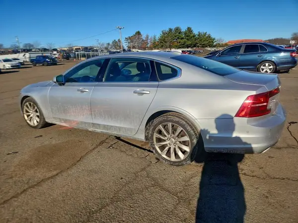 LVY992MK0JP022862 2018 VOLVO S90 - Image 2