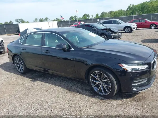 LVY992MK0JP027494 2018 VOLVO S90 - Image 1