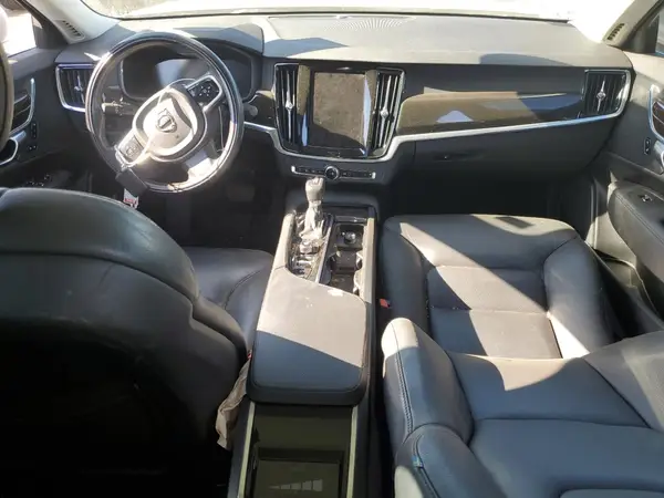 LVY992MK0JP032825 2018 VOLVO S90 - Image 8