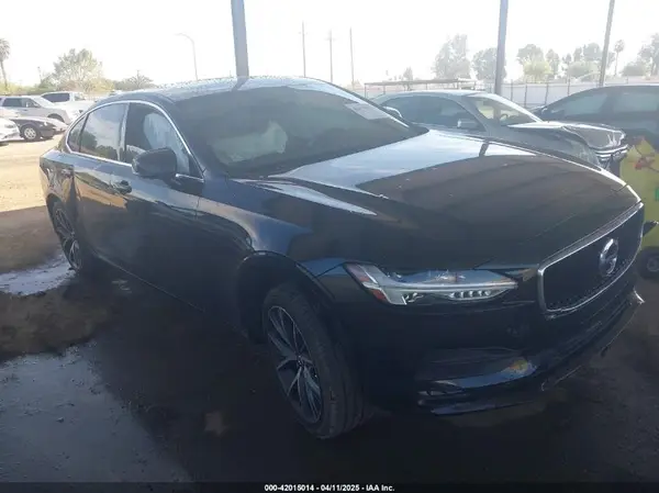 LVY992MK2JP024743 2018 VOLVO S90 - Image 1