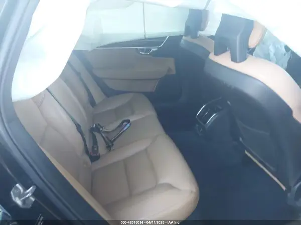LVY992MK2JP024743 2018 VOLVO S90 - Image 8