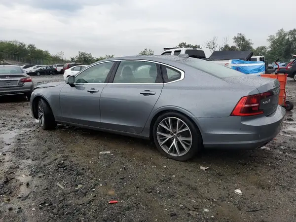 LVY992MK3JP032057 2018 VOLVO S90 - Image 2