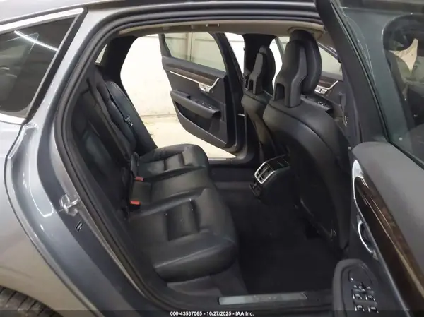 LVY992MK4JP004803 2018 VOLVO S90 - Image 8
