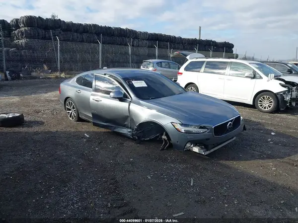 LVY992MK4JP038160 2018 VOLVO S90 - Image 1
