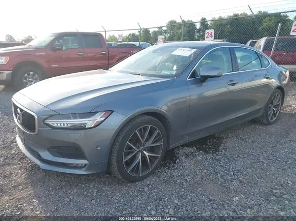 LVY992MK5JP035848 2018 VOLVO S90 - Image 2