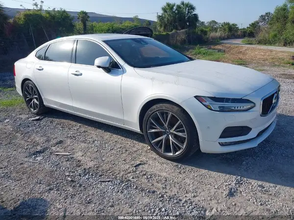 LVY992MK6JP031811 2018 VOLVO S90 - Image 1