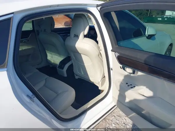 LVY992MK6JP031811 2018 VOLVO S90 - Image 8