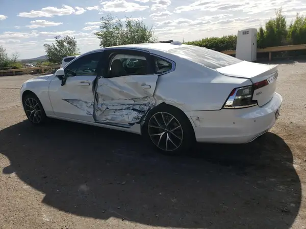 LVY992MK6JP038094 2018 VOLVO S90 - Image 2