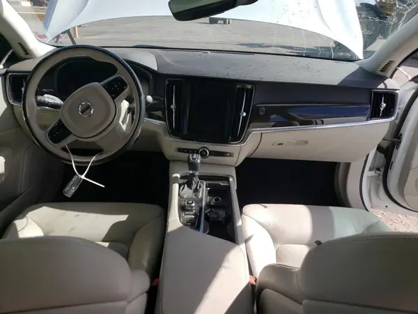 LVY992MK6JP038094 2018 VOLVO S90 - Image 8