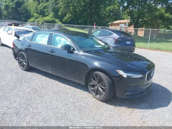 LVY992MK8JP006344 2018 VOLVO S90 - Image 1