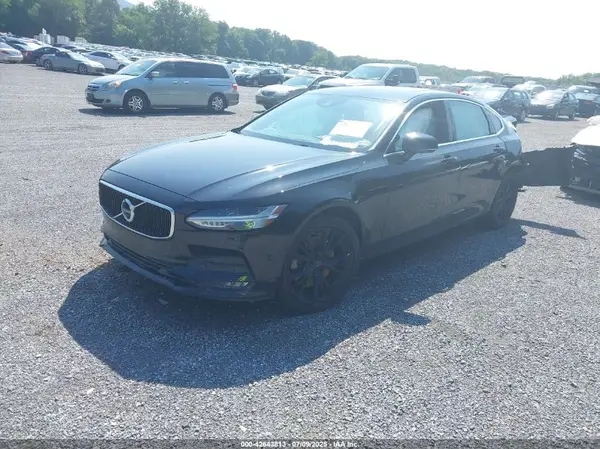 LVY992MK8JP006344 2018 VOLVO S90 - Image 2
