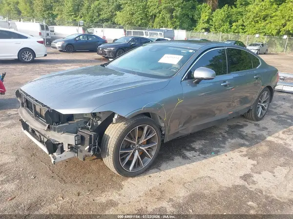 LVY992MK8JP036072 2018 VOLVO S90 - Image 2