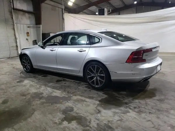 LVY992MK8JP039196 2018 VOLVO S90 - Image 2