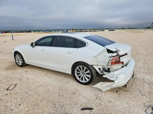 LVY992MK9JP022598 2018 VOLVO S90 - Image 2