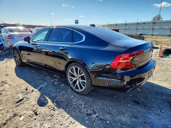 LVY992MK9JP032354 2018 VOLVO S90 - Image 2