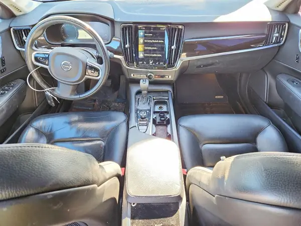 LVY992MK9JP032354 2018 VOLVO S90 - Image 8