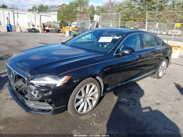 LVY992ML0JP034745 2018 VOLVO S90 - Image 2