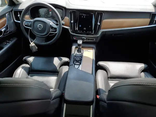 LVY992ML0JP038116 2018 VOLVO S90 - Image 8