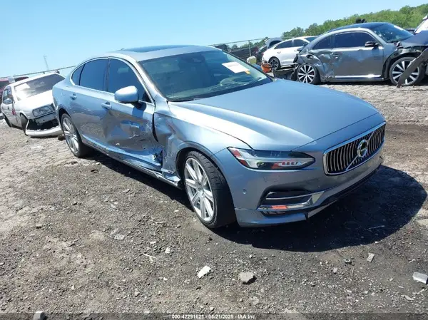 LVY992ML1JP005724 2018 VOLVO S90 - Image 1