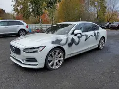 LVY992ML1JP007957 2018 VOLVO S90