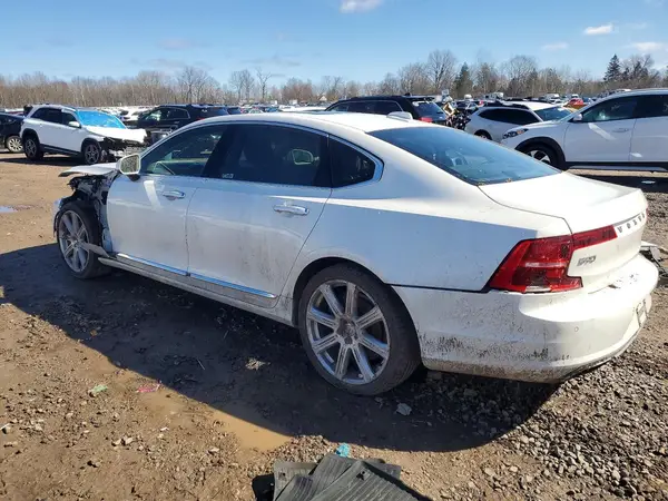 LVY992ML1JP017808 2018 VOLVO S90 - Image 2