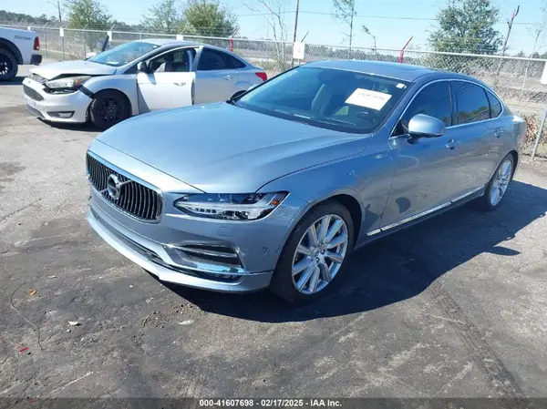 LVY992ML1JP027691 2018 VOLVO S90 - Image 2
