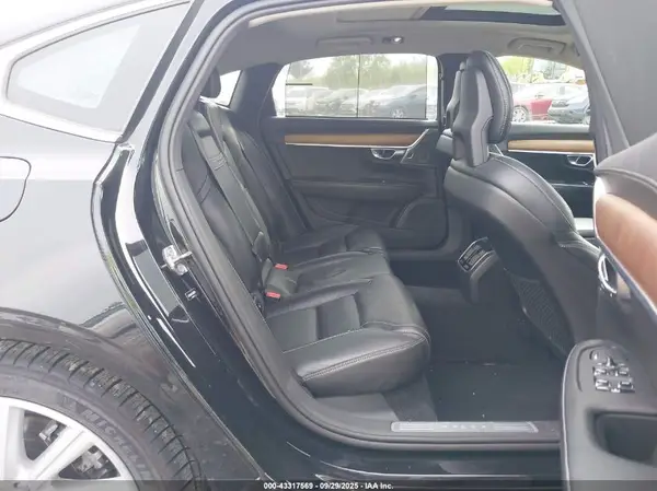 LVY992ML2JP031751 2018 VOLVO S90 - Image 8