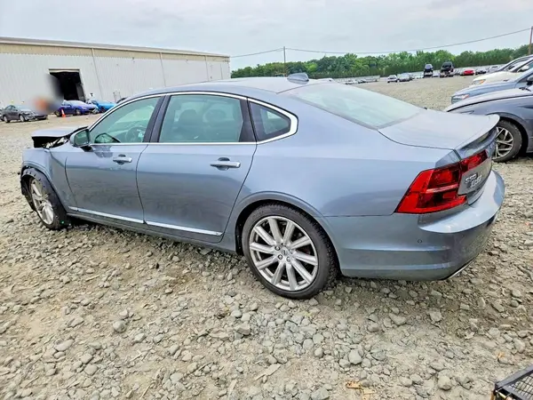 LVY992ML2JP033001 2018 VOLVO S90 - Image 2