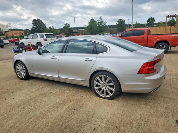 LVY992ML4JP004812 2018 VOLVO S90 - Image 2