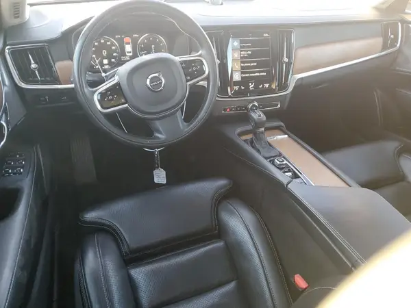 LVY992ML4JP019830 2018 VOLVO S90 - Image 8