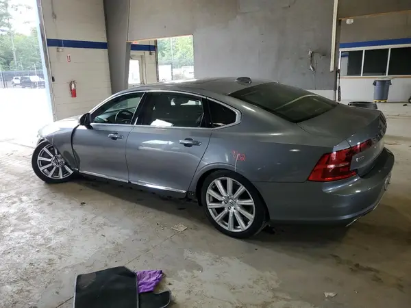LVY992ML5JP004902 2018 VOLVO S90 - Image 2