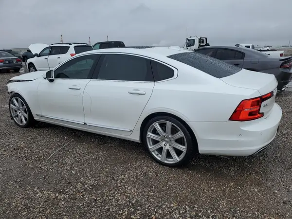 LVY992ML6JP007713 2018 VOLVO S90 - Image 2