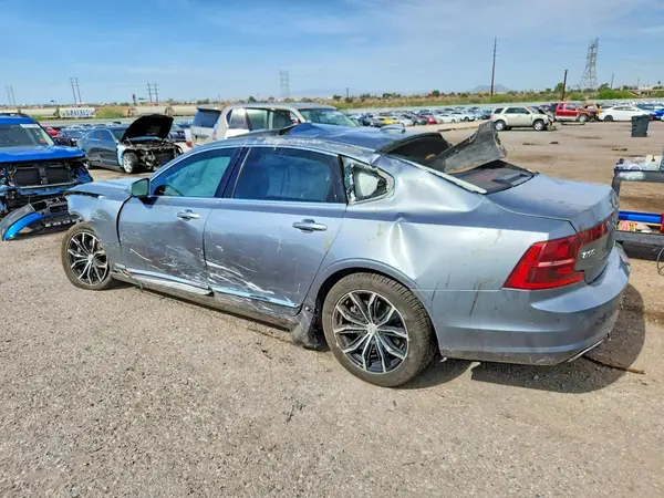 LVY992ML6JP018677 2018 VOLVO S90 - Image 2