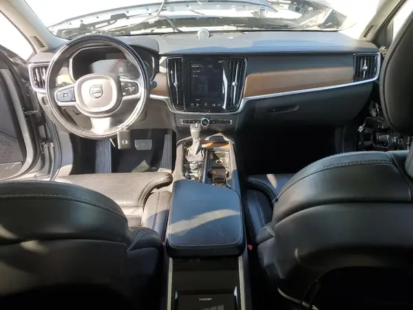 LVY992ML6JP020459 2018 VOLVO S90 - Image 8