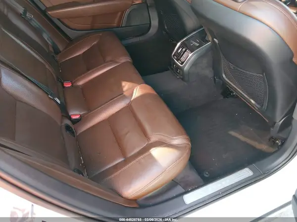 LVY992ML7JP007638 2018 VOLVO S90 - Image 8