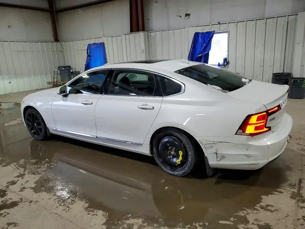 LVY992ML8JP007325 2018 VOLVO S90 - Image 2