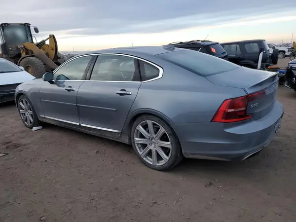 LVY992ML8JP038137 2018 VOLVO S90 - Image 2