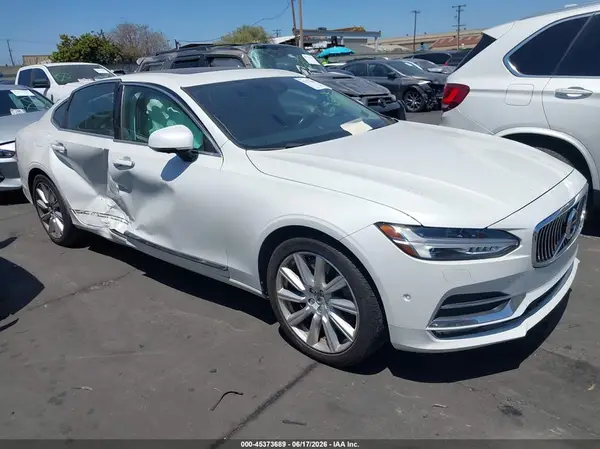 LVY992ML8JP038607 2018 VOLVO S90 - Image 1