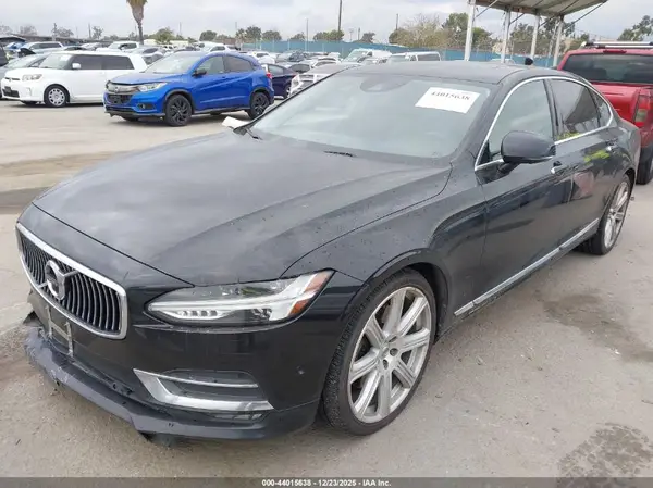 LVY992ML8JP038901 2018 VOLVO S90 - Image 2