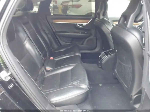 LVY992ML8JP038901 2018 VOLVO S90 - Image 8