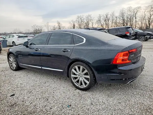 LVY992ML9JP008418 2018 VOLVO S90 - Image 2