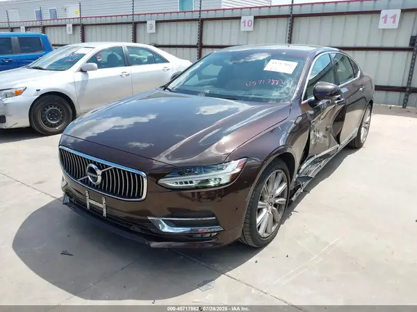 LVY992ML9JP015529 2018 VOLVO S90 - Image 2
