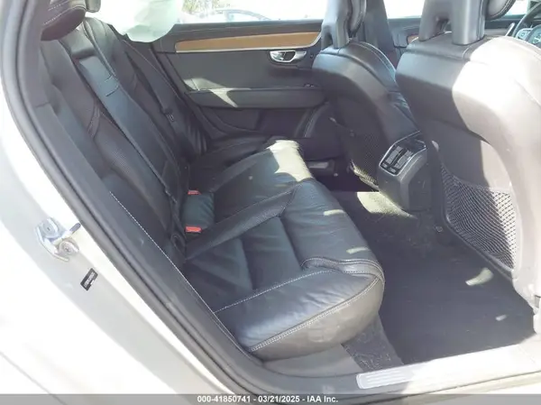 LVY992MLXJP004376 2018 VOLVO S90 - Image 8