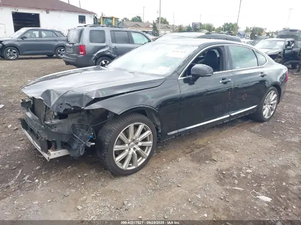 LVY992MLXJP007522 2018 VOLVO S90 - Image 2