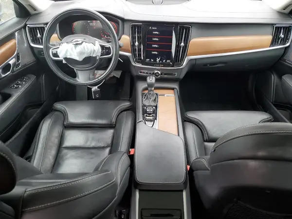 LVY992MLXJP008251 2018 VOLVO S90 - Image 8