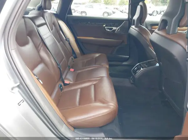 LVY992MLXJP018813 2018 VOLVO S90 - Image 8